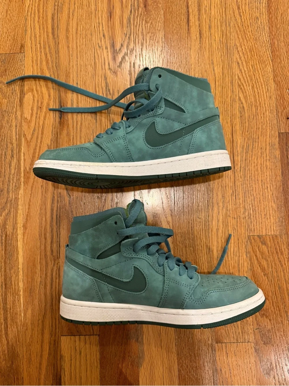 Nike Men’s Teal Suede High-Top Sneakers
